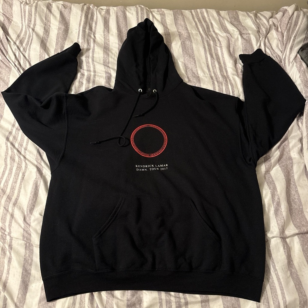 DAMN. Tour 2017 Kendrick Lamar Tour Merch Hoodie XXL “Nobody Pray For Me”